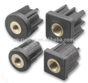 Square threaded tube end